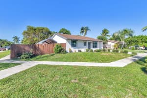 6677 Athena Drive Lake Worth, FL 33463 Sold 04/17/23