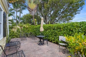 2215  Georgia Avenue West Palm Beach, FL 33401 Sold 02/23/23