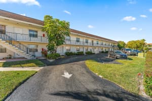 227 Castlewood Dr, North Palm Beach, FL 33408, Sold 02/28/23