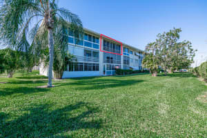 2991 S Garden Drive 307 Lake Worth, FL 33461 Sold 03/31/23