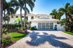 972  Dogwood Drive Delray Beach, FL 33483 Sold 02/17/23
