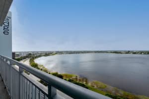 300 S Australian Avenue 1208 West Palm Beach, FL 33401 Sold 03/22/23