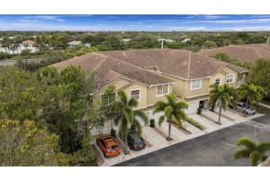 115 Lighthouse Circle D Tequesta, FL 33469 Sold 03/28/23