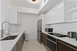 550  Okeechobee Boulevard   1006 West Palm Beach, FL 33401 Sold 02/15/23