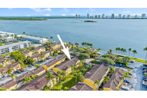 1140 Lake Shore Drive 202 North Palm Beach, FL 33403 Sold 02/16/23