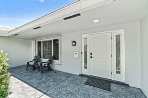 718 W Camino Real Boca Raton, FL 33486 Sold 02/27/23