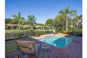 9565 E Maiden Court Vero Beach, FL 32963 Sold 03/15/23
