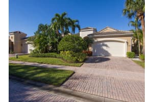 9565 E Maiden Court Vero Beach, FL 32963 Sold 03/15/23