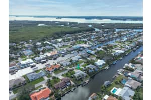 304 Arrowhead Lane Melbourne Beach, FL 32951 Sold 06/12/23