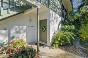 5210 Se Seascape Way 102, Stuart, Fl 34997 Stuart, FL 34997 Sold 04/04/23