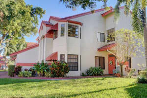 7705 Lexington Club Boulevard D, Delray Beach, Fl 33446 Delray Beach, FL 33446 Sold 03/22/23