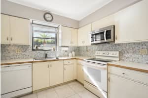 300 N Hwy A1a 103j Jupiter, FL 33477 Sold 03/17/23