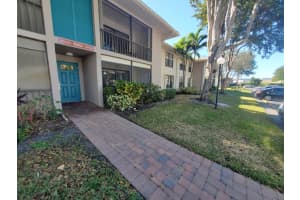 9960 Pineapple Tree Drive 106 Boynton Beach, FL 33436 Sold 03/15/23