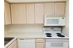 9960 Pineapple Tree Drive 106 Boynton Beach, FL 33436 Sold 03/15/23