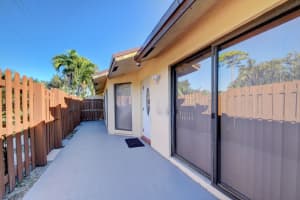 251 Springdale Circle 251 Palm Springs, FL 33461 Sold 02/14/23
