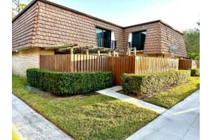 1613 16th Lane Green Acres, FL 33463 Sold 02/24/23
