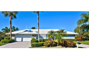 8945 Se Harbor Island Way Hobe Sound, FL 33455 Sold 02/15/23