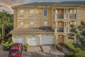 12723 Se Old Cypress Drive Hobe Sound, FL 33455 Sold 03/21/23