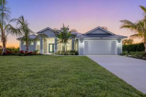 3962 Se Fairway W Stuart, FL 34997 Sold 04/25/23