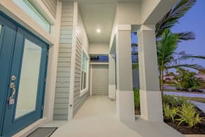 3962 Se Fairway W Stuart, FL 34997 Sold 04/25/23