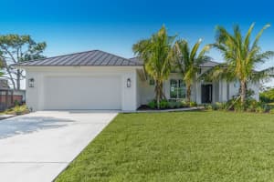 3972 SE Fairway W, Stuart, FL 34997, Sold 04/24/23