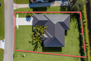 3972 SE Fairway W, Stuart, FL 34997, Sold 04/24/23
