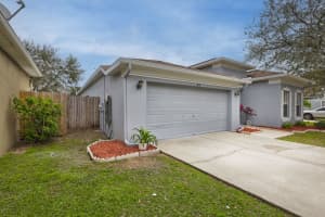 610 Maple Point Drive Seffner, FL 33584 Sold 03/21/23