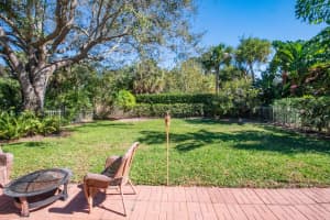 305 Kelsey Park Circle Palm Beach Gardens, FL 33410 Sold 03/07/23