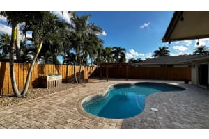 11652 Fir St, Palm Beach Gardens, FL 33410, Sold 05/01/23