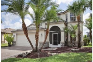 5702 Saddle Trail Lane Lake Worth, FL 33449 Sold 04/21/23