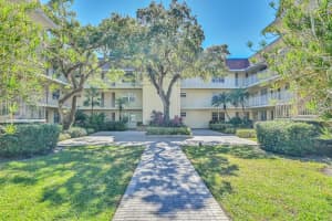 5510 Tamberlane Cir, Palm Beach Gardens, FL 33418, Sold 03/10/23