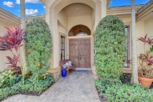 10279  Trianon Place Wellington, FL 33449 Sold 03/27/23