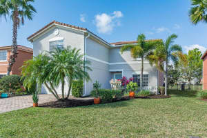 5547  43rd Court Vero Beach, FL 32967 Sold 03/21/23