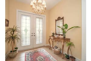 5526  49th Avenue Vero Beach, FL 32967 Sold 04/04/23