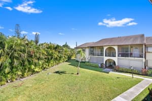 5839 La Pinata Boulevard C-2, Greenacres, Fl 33463 Green Acres, FL 33463 Sold 03/15/23