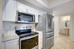 403 S Sapodilla Avenue   415, West Palm Beach, FL 33401 Sold 08/15/23