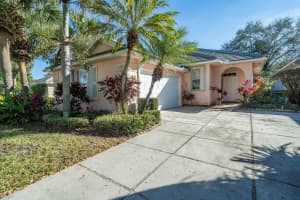1054 Bedford Ave, Palm Beach Gardens, FL 33403, Sold 03/10/23