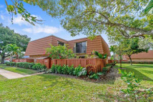 2877 SW 11th Pl N, Deerfield Beach, FL 33442, Sold 02/28/23