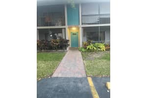 9900 Pineapple Tree Drive 206 Boynton Beach, FL 33436 Sold 07/18/23