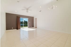 5238 Canoe Bend Drive Lake Worth, FL 33463 Sold 03/21/23