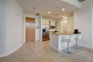 335 Se 6th Avenue 203 Delray Beach, FL 33483 Sold 06/16/23
