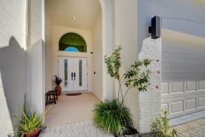 1112 Avondale Court, West Palm Beach, Fl 33409 West Palm Beach, FL 33409 Sold 02/27/23