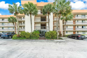 5981  Via Vermilya    205 Lake Worth, FL 33462 Sold 05/12/23