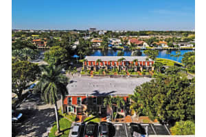 1951 Atlantic Shores Boulevard #8, Hallandale Beach, Fl 33009 Hallandale Beach, FL 33009 Sold 03/15/23