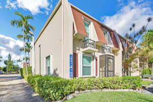 1951 Atlantic Shores Boulevard #8, Hallandale Beach, Fl 33009 Hallandale Beach, FL 33009 Sold 03/15/23