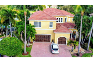 1183 Canyon Way Wellington, FL 33414 Sold 03/08/23