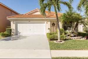 6165 Willoughby Circle Lake Worth, FL 33463 Sold 05/26/23