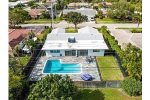 250 SW 9th Avenue, Boca Raton, FL 33486 Sold 08/11/23