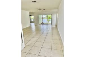 6207  Adriatic Way, West Palm Beach, FL 33413 Sold 07/17/23