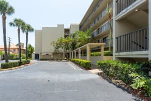 896 N Federal Hwy, Lantana, FL 33462, Sold 02/28/23